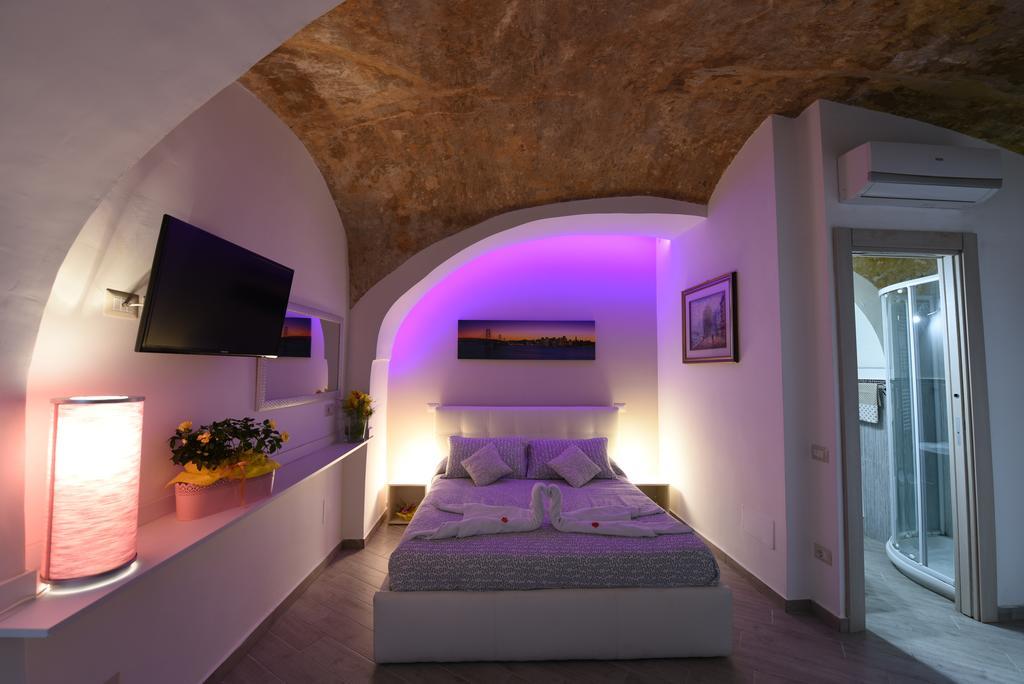 Petros Room Camere Salerno Exterior foto