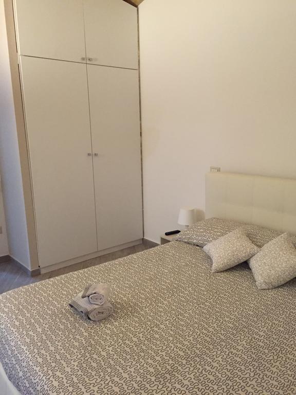 Petros Room Camere Salerno Habitación foto