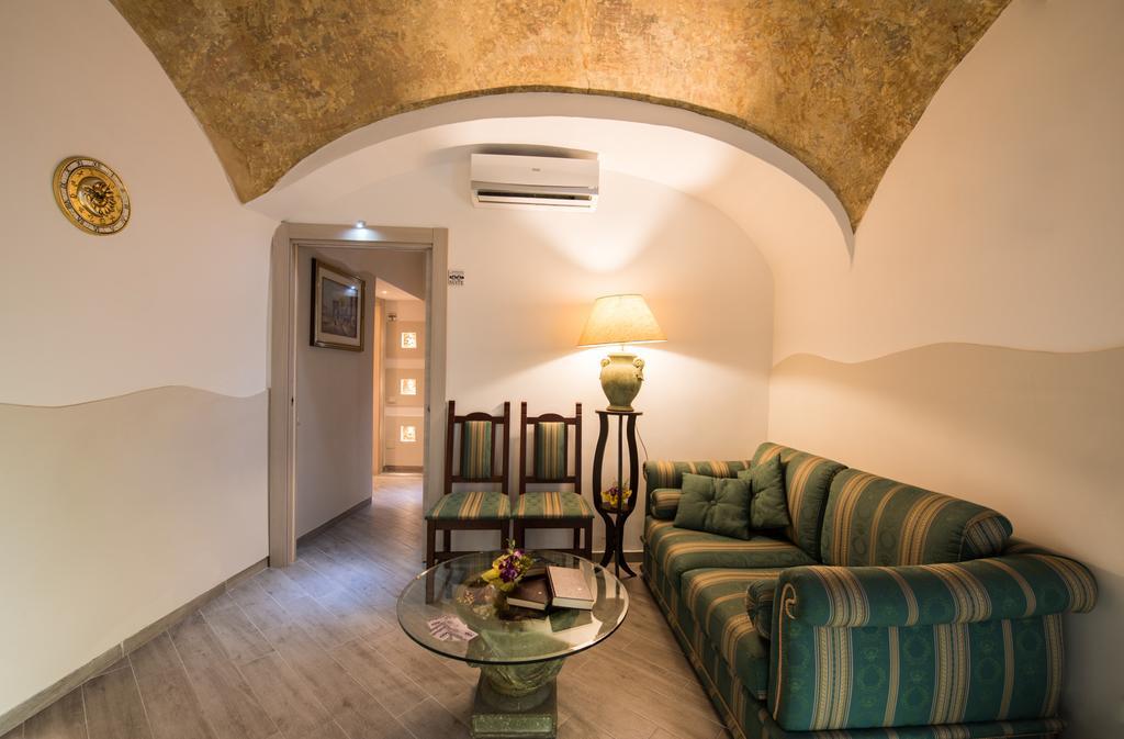 Petros Room Camere Salerno Exterior foto