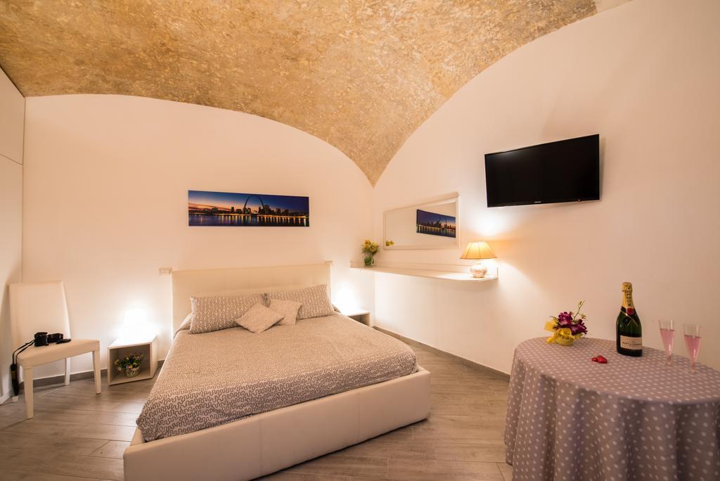 Petros Room Camere Salerno Exterior foto