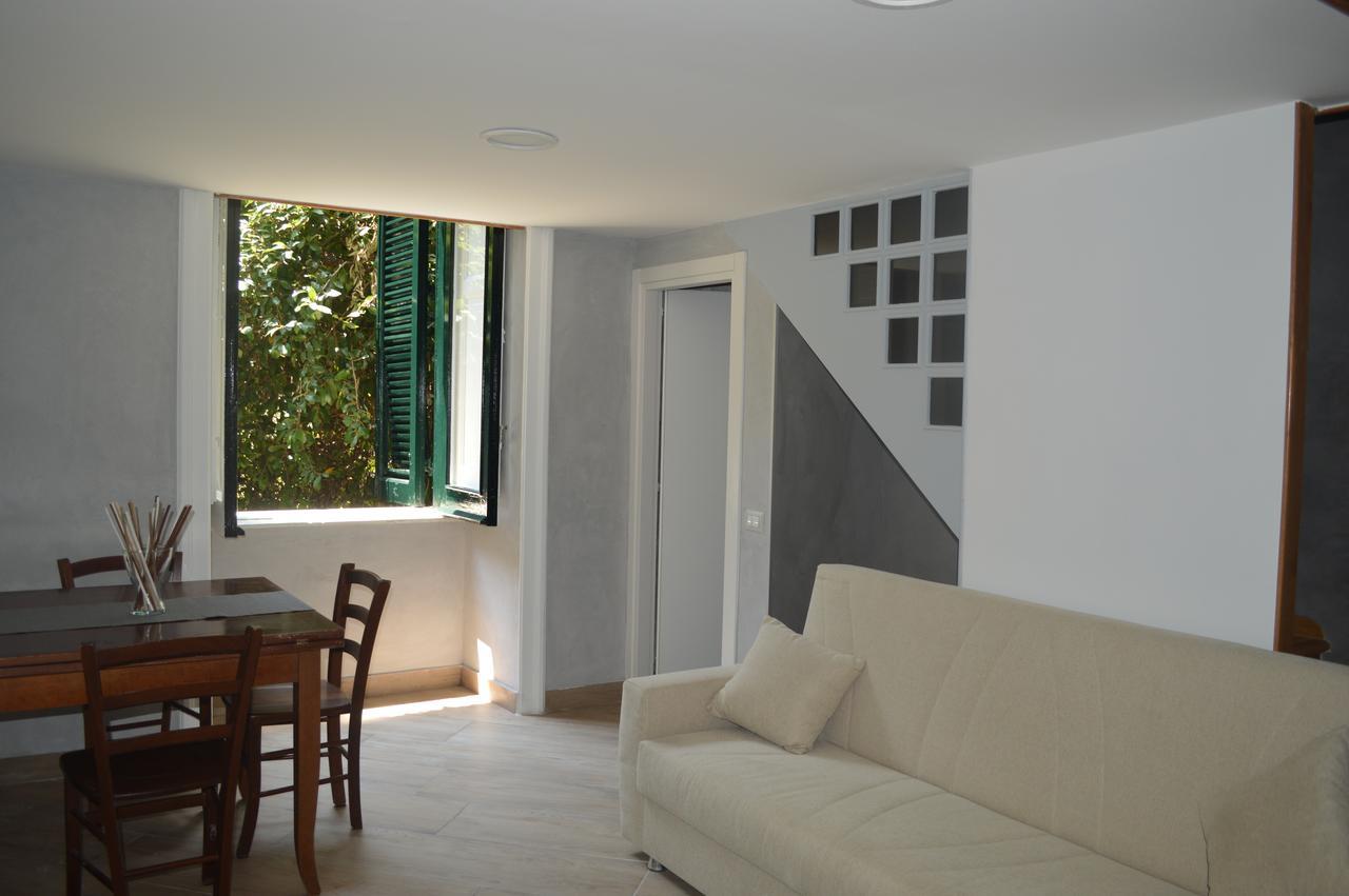 Petros Room Camere Salerno Exterior foto