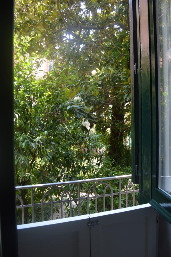 Petros Room Camere Salerno Exterior foto
